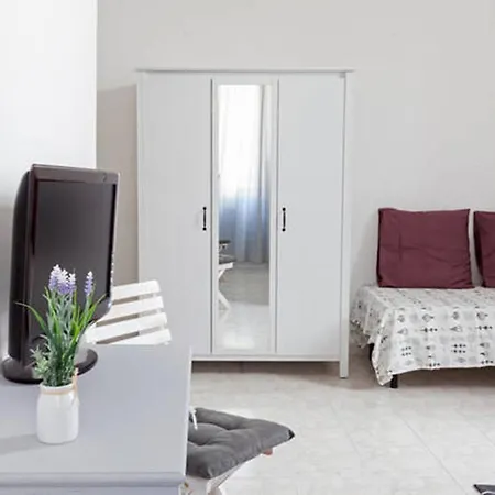 Domus Merulana Bed and breakfast 3*