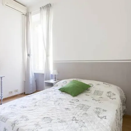 Domus Merulana Bed and breakfast