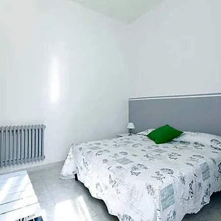 Domus Merulana Oda ve Kahvaltı